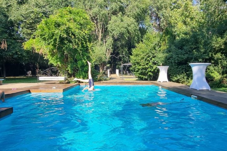 Locatie petreceri de copii piscina padure