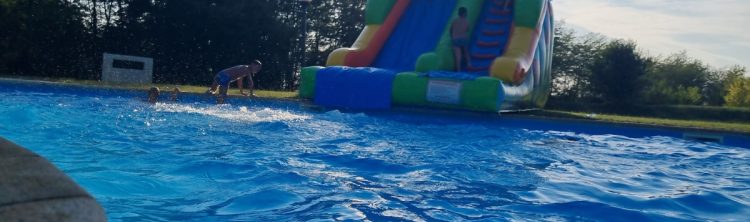 Locatie petreceri de copii piscina padure